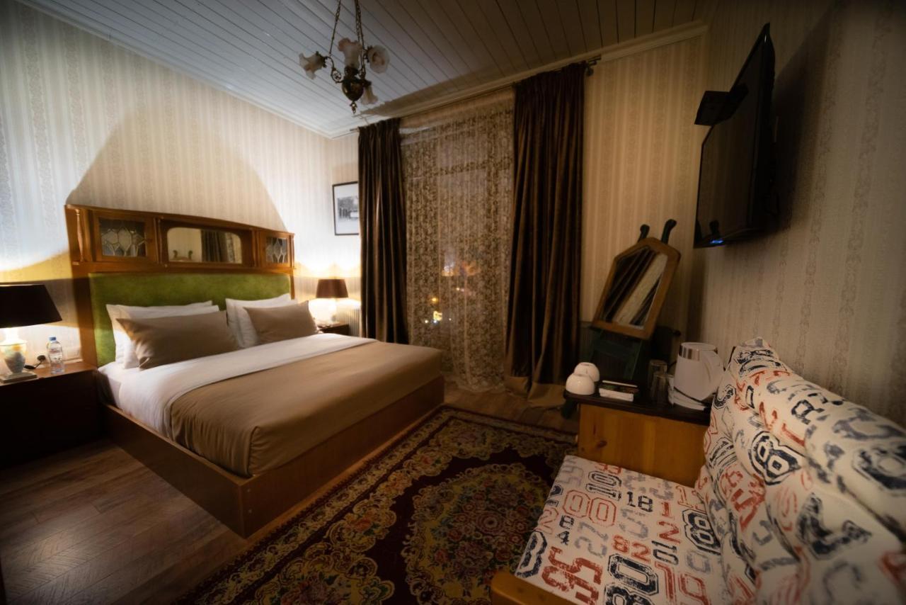 Ati Ambavi Botique Hotel กูเดาริ ภายนอก รูปภาพ